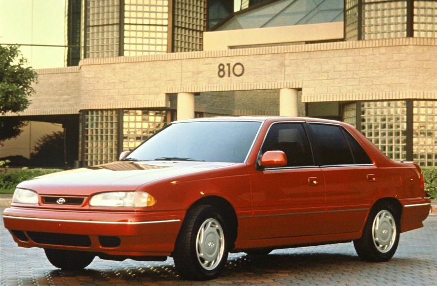  Hyundai Sonata 1992 года  (US) (фото 2 из 2)